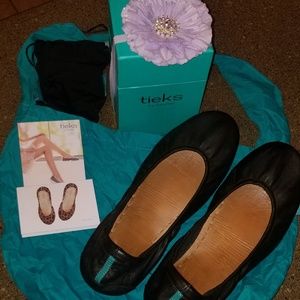 Tieks black matte size 10